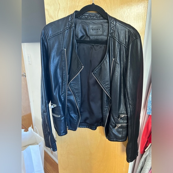 BLANK NYC motorcycle jacket. Faux leather. Excellent condition Size M - Picture 1 of 2